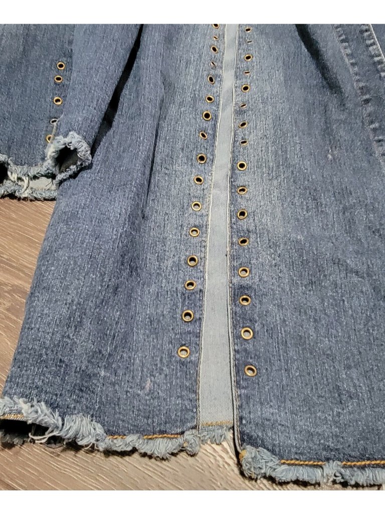 Swak Denim Blue Jean Open Front Lace Up Accent Jacket Size 18 Fringed Hems Vtg — image 2 of 6